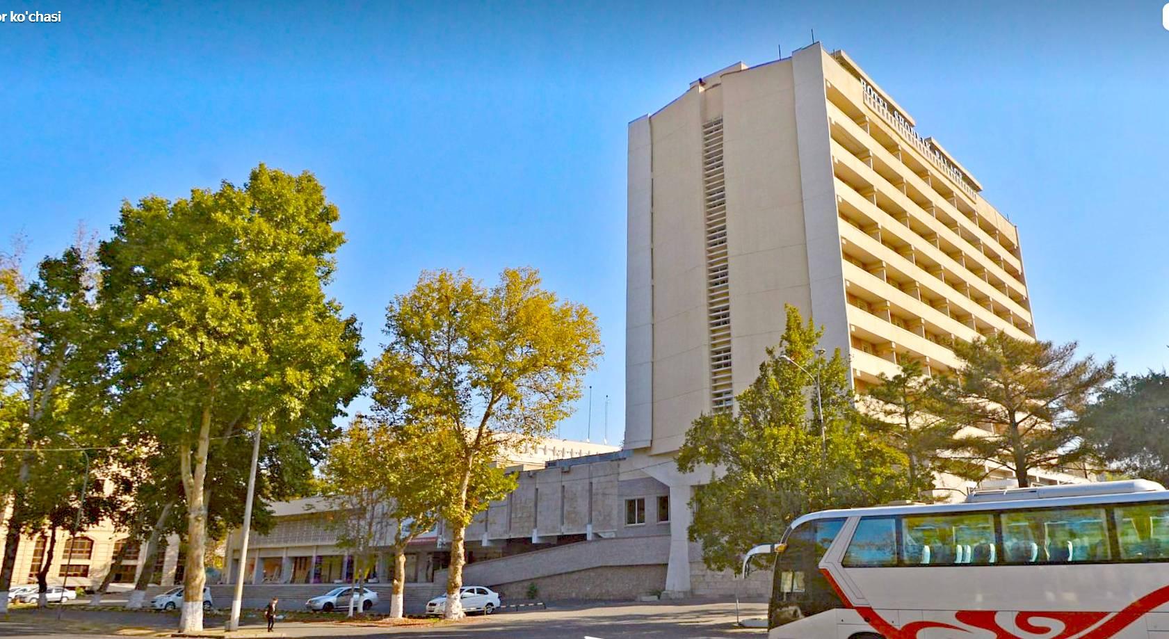 «Shodlik» mehmonxonasi, u ham «Yoshlar uyi»