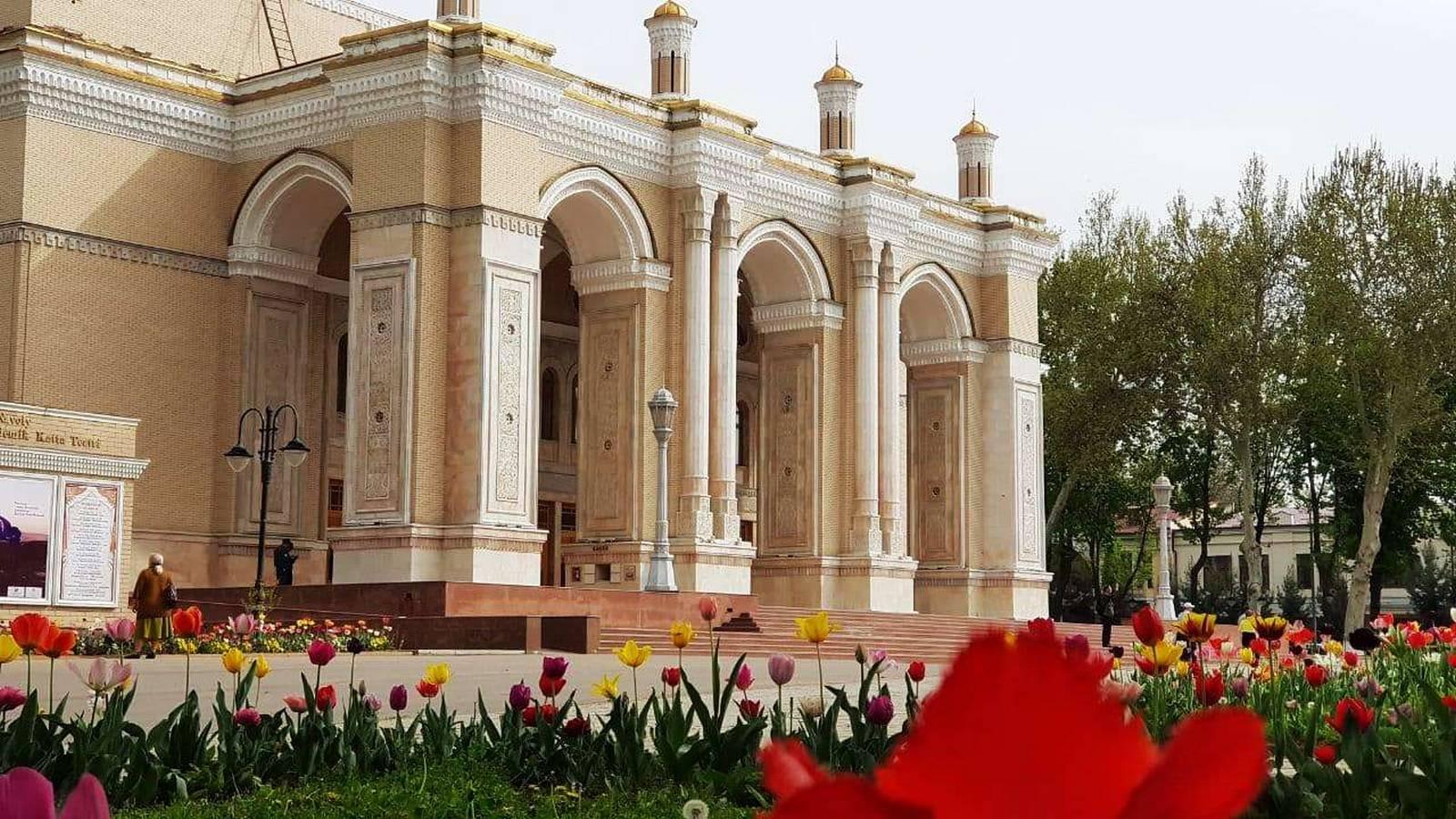 Alisher Navoiy nomidagi Katta teatr