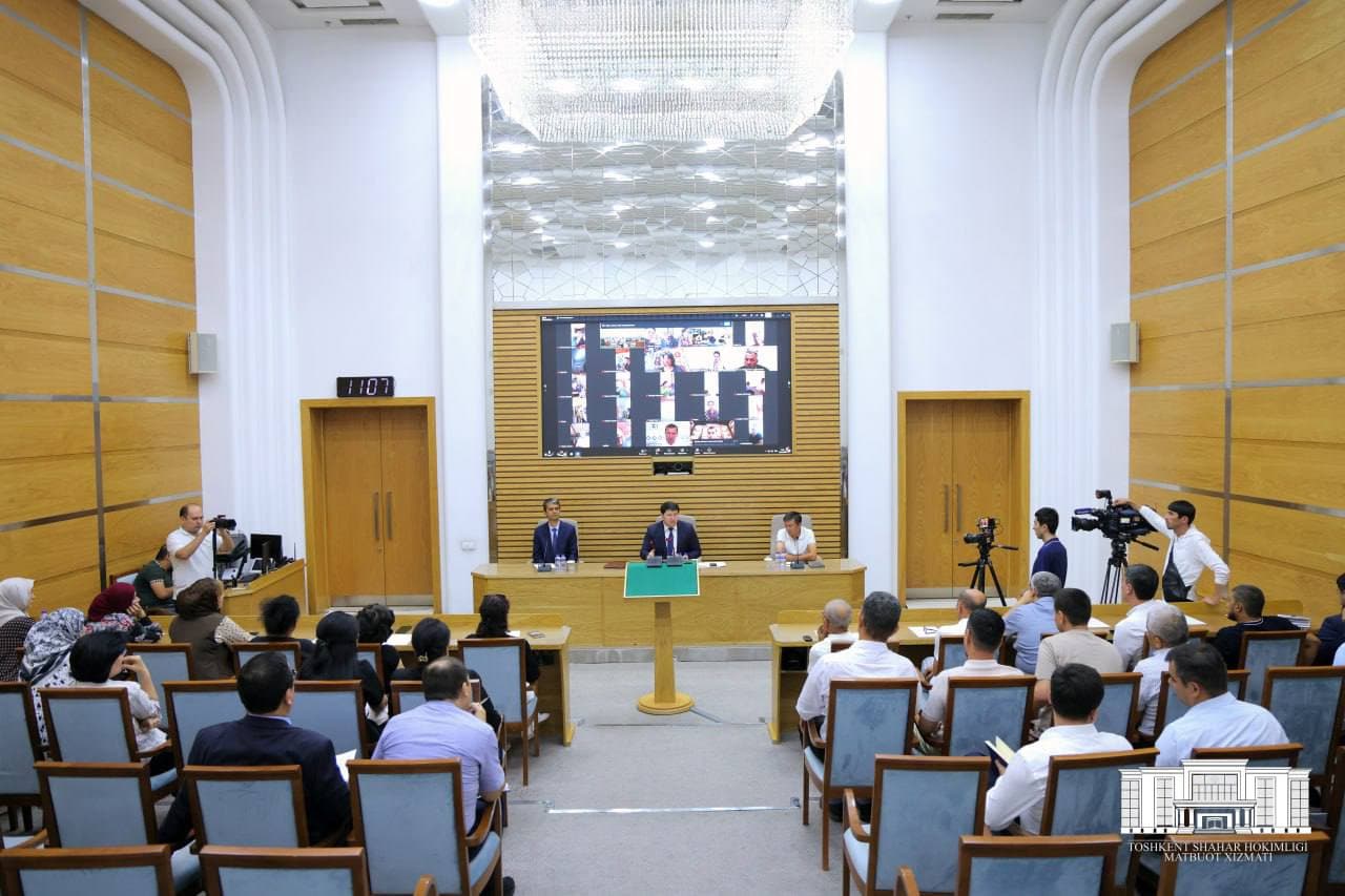 Issues of broader involvement of handicraft products in the tourism and trade system were discussed
