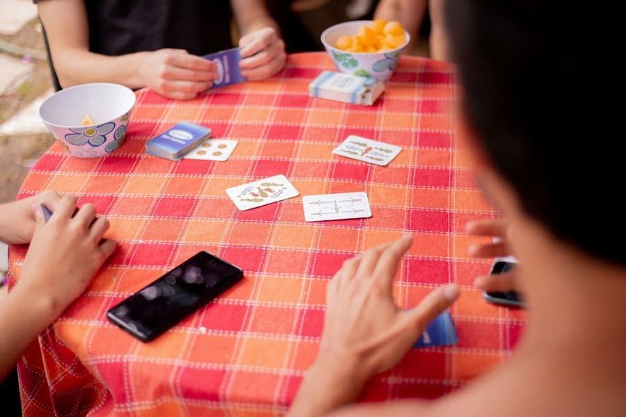 Игра «Квиз, плиз: 18+»